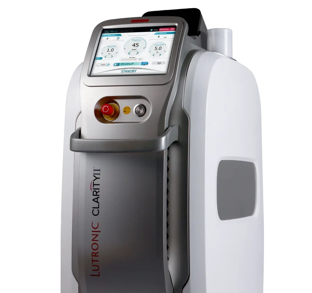 Lutronic Clarity II Dual-Laser Gerät